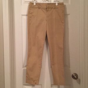 Old Navy Khaki business casual pants. Size 4